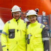 Thomas Myhre, Polarkonsult, og Grete Birgitte Haaland, Equinor, på visitt på Johan Castberg før avgang til Barentshavet. 
