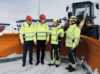 På besk hos Larsen Maskin i Hammerfest. Fra venstre: Kjell Giæver, Arctic Energy Partners, energiminister Terje Aasland, og Svend-Ingvar Hoel Larsen, Larsen Maskin.