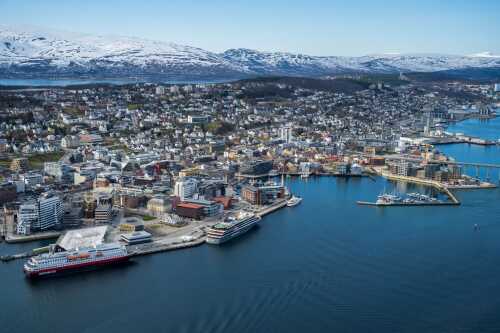 Tromsø Havn i sentrum av Tromsø by. 